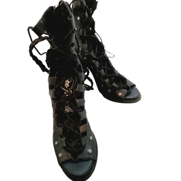 FREE PEOPLE LACE UP BLACK HEELS SIZE 37(6) - Picture 1 of 11